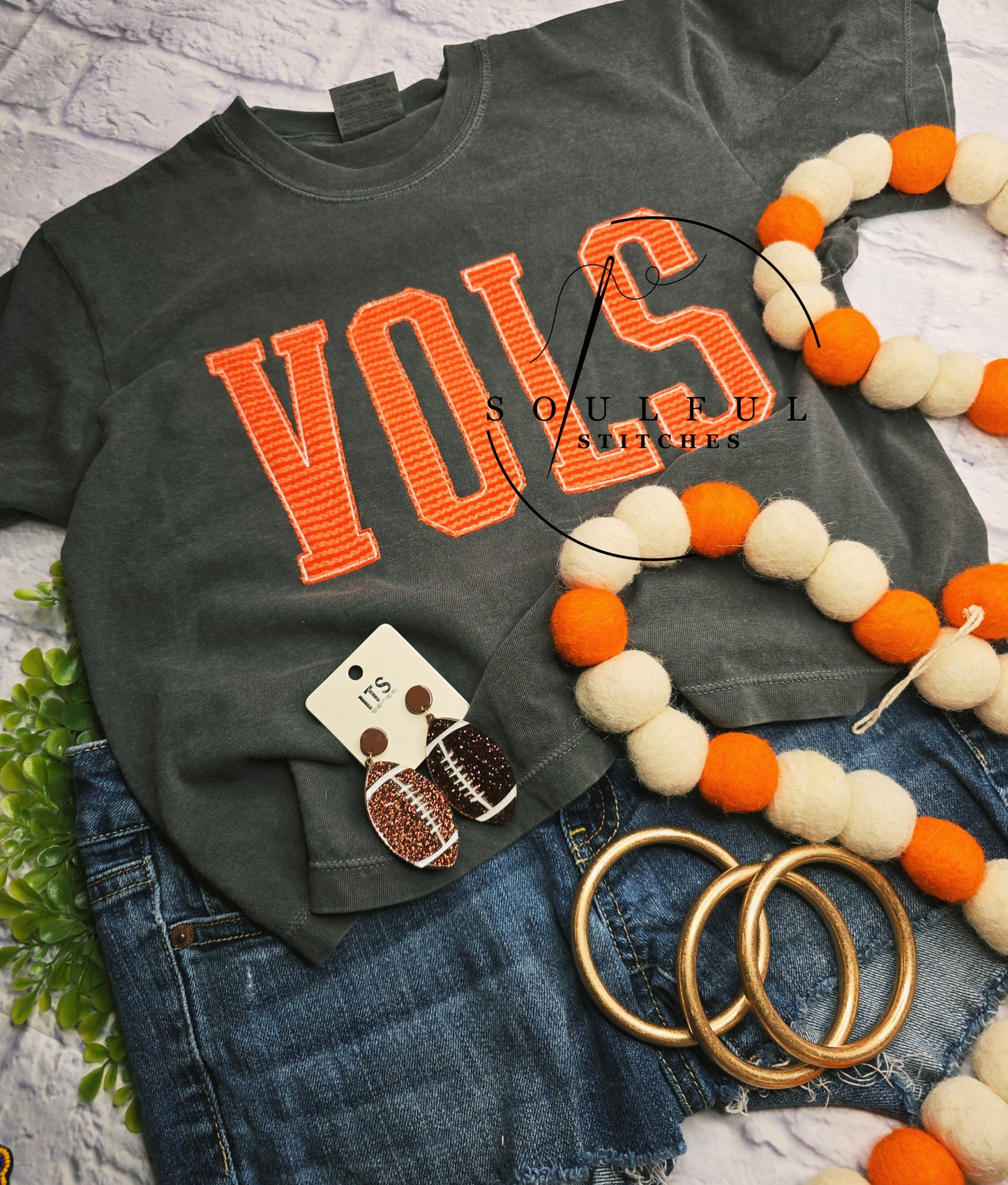 V•O•L•S Cropped Top Tee
